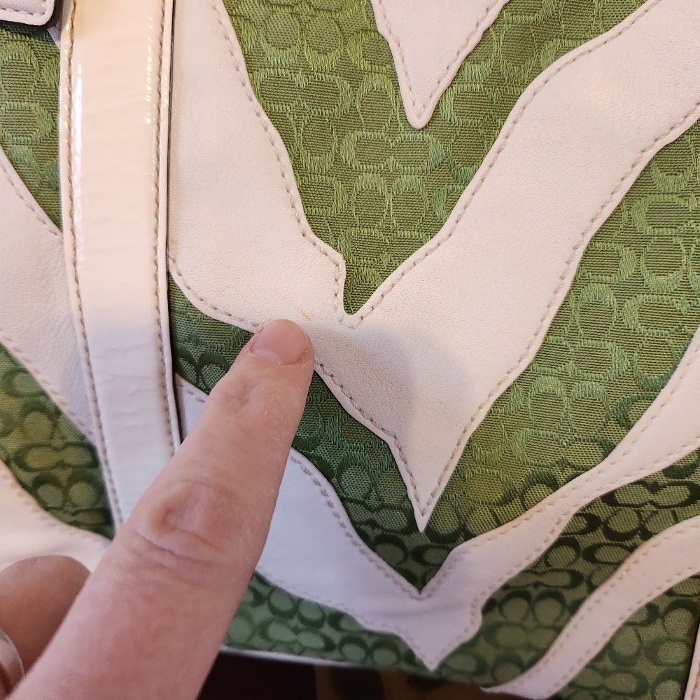 Coach green canvas & white leather zebra tote - Picture 6 of 12